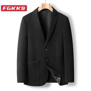 FGKKS Досуг Блейзеры Костюм Мужская Корейская Версия SlimFit Деловое Пальто Высококачественный Дизайн Тренд Мужчины 240201