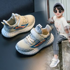 Barn sneakers 2024 Spring Autumn New Girls Sports Shoes Soft Soled Boy Coconut Shoes Breattable Mesh Shoes Casual Flying Woven Barn Shoes Shoes