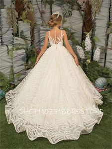 Girl Dresses White Ball Gown Chapel Train Flower Dress Lace Tulle Sleeveless Embroidered Party Costume A-Line Princess Prom