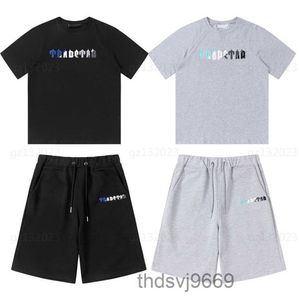 Męskie krótkie zestawy projektant dresowy Trapstar gradient litery Haft Haft-Short-Sleeved okrągła szyja Tshirt Daily Sports Suit Set Set Set 0607 57VM