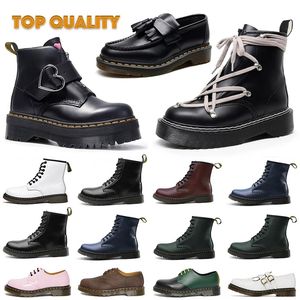 最高品質のDR。 DOC MARTIN BOOTS WOMENS有名なデザイナーローファーシューズメンズビッグサイズUS 12 13 EUR 46 47ブラックブラウンレザーレッドボトムアンクルアンクルミニブーツ