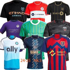 24 Philadelphia NYCFC FC RED SEATTLE SOUNDERS Inglaterra JERSEYS DE FUTEBOL UNITED Columbus BULLS LAFC York Nashville camisas de futebol Crew St.