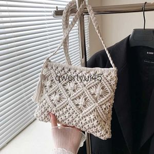 Shoulder Bags Women Summer Straw Messenger Bag ollow Out Woven Fasion Soulder Beac Tassel Designer Crossbody Travel bolsa femininaH24217