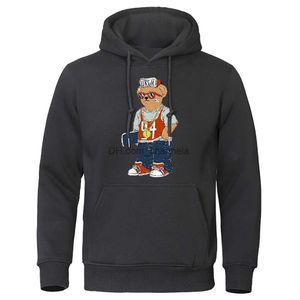 Moletons masculinos Moletons Teddy Bear que gosta de skate Mens Hoodies Moda Street Streetwear Personalidade Hip Hop Hoodie Pulôver Fleece Menswear T240217