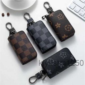 Pu Leather Bag Keychains Car Keys Holder Key Rings Black Plaid Brown Flower Pouches Pendant Keyrings Charms for Men Women Gifts 4 Colors OVDR