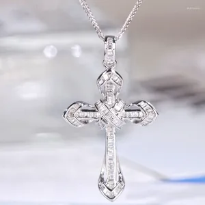 Hängen 925 Sterling Silver Shinny Full Zircon Cross Pendant Necklace For Women Men Moissanite Party Wedding Jewelry Gift