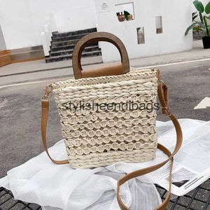 Shoulder Bags Retro Top Handle Design Crossbody Bag for Women Branded Simple Summer Straw Handbags Female Hollow BasketH24217