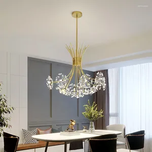 Lampadari Sala da pranzo nordica Lampada a sospensione moderna a LED semplice in cristallo Bar creativo Decorazione lampadario Illuminazione