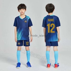 Jerseys Kids Football Jersey Personlig anpassad pojkfotbollströja Set Polyester Soccer Uniform Breattable Football Uniform för barn