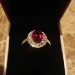 Cluster Rings Designer Original Diamond Ruby Justerbart engagemang för kvinnor Retro Ljus lyxiga charm dammärken Silver smycken