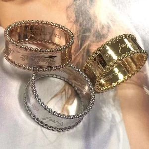 24SS Designer Van Cleff Bracciale Vcas Fanjia Versione alta Anello con firma inglese Anello da donna con palla caleidoscopica Anello fortunato placcato in oro rosa 18 carati