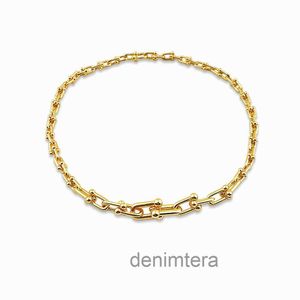 Halsband smycken ljus lyxstil t hemma mode u-formad hästsko-gradient halsband ins mångsidig för män och kvinnor designer 3f92