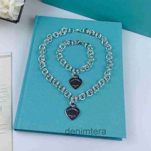 Designer Necklace Pendant Womens Jewelry Exquisite Craft Belt Official Classic Blue Heart Luxury Designers Bracelet KPQT