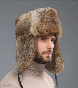 Berets Winter Men's Ismiation Faux Silver Fur Bomber Hat Raccoon Ushanka Cap Trapper Rosyjski mężczyzna Ski Snow Bonnet