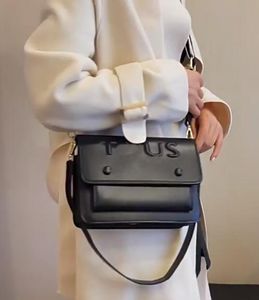 2024 Projektanci Women Messenger Bag moda torby luksusowe męskie torba męska lady torebki torebki torebki crossbody plecak