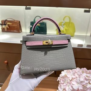 10s Helt handgjorda tygväska Designer Bag Classic Luxury Clamshell Touch 19cm Importerat Leather America Crocodile Color Contrast Exquisite Beeswax Thread Hand Hand