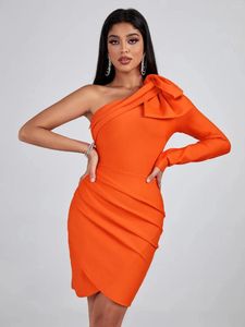 Casual klänningar långärmad bandage klänning kvinnor party bodycon elegant draperad orange sexig mini födelsedag kvällsklubb kläder år 2024