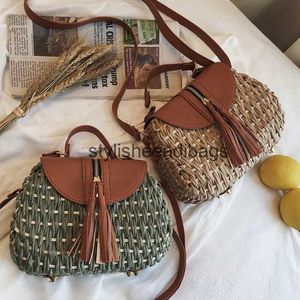 Umhängetaschen Vintage Quasten Sattel Rattan Frauen Shouder Crossbody Bags Designer Wikcer gewebt Handtaschen Freizeit Damen Sommer Beach Stroh nach 24217