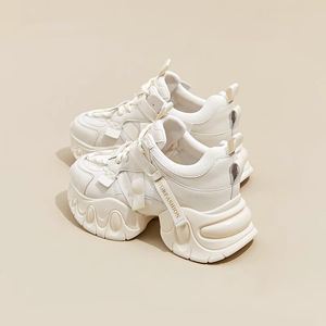 Kobiety do biegania buty beżowe czarne prawdziwe skórzane oddychające jogging na zewnątrz wygodne grube sporty sneakers designer chaussures