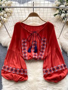 Women's Blouses Women Autumn Vintage Ethnic Style Embroidered Lantern Sleeve Shirt Female Western Sweet Baggy Fringe Top D4886