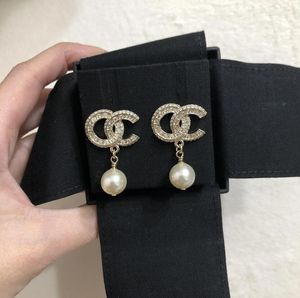 Fashion charm pearl gold stud designer earrings aretes orecchini for women party wedding engagement lovers gift jewelry with box hb327