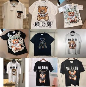 Designers Mens Womens Camisetas Camisetas Moda Carta Impressão Manga Curta Lady Tees Luxurys Roupas Casuais Tops T-shirt Moschino