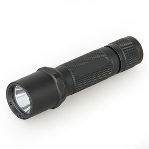 Ny PL6 LED Tactical ficklampa utomhus camping självförsvar utrustning 350 lumen stark ljus ficklampa