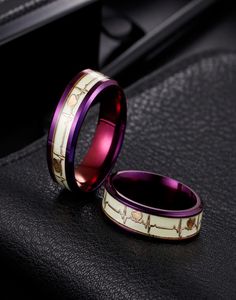 Lysande par ring 8mm 6mm Glowing Heartbeat ECG Ring Purple Wedding Ring Shining Love in the Dark4678636