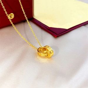 2024 Damen Halskette für Frau Love Schmuck Gold Anhänger Dual Ring Edelstahl Juwely Mode ovale ineinandergreifende Ringe Clavicular -Ketten -Halsketten DesignerQ11