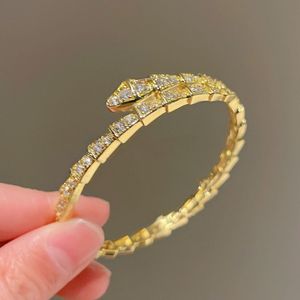 2024 Bracelet Designer Women Top Quality Bangle Snake Bone Full Diamond Bracelet Female Classic Silver Diamond Open Bracelet Female Versatileq 2024