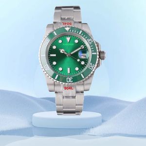 Orologio subacqueo resistente all'acqua Movimento automatico Logo personalizzato Orologi da uomo di marca Orologio meccanico impermeabile con zaffiro luminoso di fascia alta in acciaio inossidabile Qualità