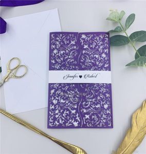 Purple Laser Cut Wedding Inbjudan med glitterstöd för personlig insats magbandficka bröllopsinbjudan9626447