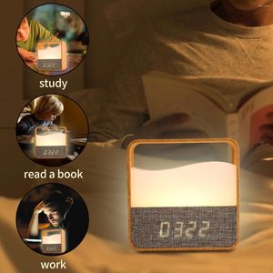 Nattlampor LED Colorful Clock Lamp Creative Wood Grain Light USB Bedside Remote Control Atmosphere Kids Gift Home Decoration