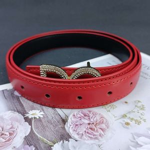 Designerbälten Kvinnor Bälten Fashion Diamond Decorative Buckle äkta läder för damer Girls Wedding Party Belt 25mm Top Fashion Mens Brand Belts