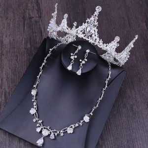 Designer-Brautkopfschmuck, Krone, Halskette, Ohrringe, dreiteilige Accessoires für Hochzeit, Party, Kleid, Diamantverzierung, Geburtstagsfeier 7770718