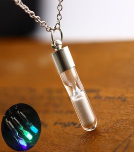 Hourglass Necklace Glass Pendant Glow In The Dark Necklace Silver Chain Luminous Jewelry Women Gifts Gem Accessories3362058