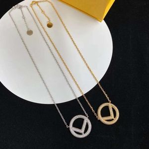Fashion brand jewelry necklace O-chain Brass Material Letter Rhinestone Necklace New Korean Style Versatile Sweater Chain