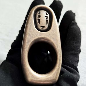 Brass Designer Que Ornaments Personalized Handlebars Self Defense Finger No Face Men Study Desk Gifts CVY9