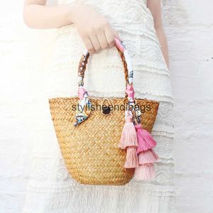 Totes Summer Scarf Handheld Straw Woven Womens Bag Tassel Pendant Beach Vacation Handheld BagH24218