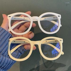 Occhiali da sole con montatura rotonda retrò, occhiali semplici, pellicola di placcatura blu, tutti possono abbinarsi a occhiali da sole alla moda per uomo e donna