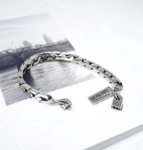 Retail INS Item Band Silver Bracelet Isabel Marant Carved Simple Elegant Sports Bracelet for Female as Birthday Gift Party301q8478395