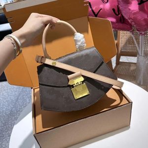 2024 Torba designerska dla mężczyzn dla kobiet torby na ramiona gorąca sprzedaż oryginalnych skórzanych torebek Pochette Lady Crossbody Bag hotsale torebka