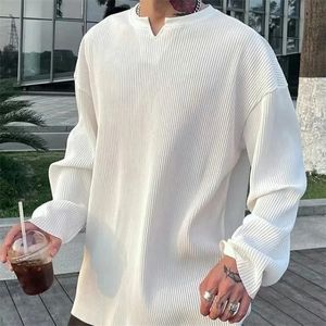 White V-neck Pleated Stripe T-shirt for Men Large Size Silky Soft Long Sleeved T-shirt Summer Loose No Ironing Bottomed Shirt 240202