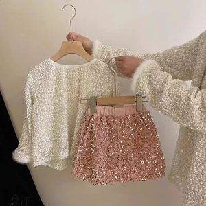 2024 INS Spring and Autumn Korean Childrens and Girls 2st Clothing Set Cotton Sweet Luxury Top Grade Sequin Tight Clothing Childrens and Girls Clothing 240218