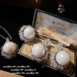 Exquisite 925 Sterling Silber Runde Form Barock Perle Schmuck Set Weibliche Elegante Hochzeit Braut RingOhrringHalskette 240119