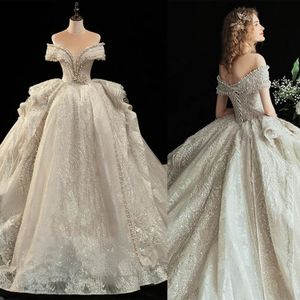 Wspaniałe suknie balowe suknie ślubne v szyi z ramiona koronkowe suknie ślubne cekiny perły zamiataj pociąg księżniczki małżeństwa sukienki na zamówienie