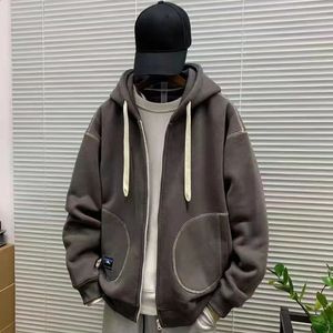 Sweatshirt for Men Sports Male Clothes Black Hooded Hoodies Full Zip Up Y2k Vintage No Brand Sweat Shirt Winter 90s S 240119
