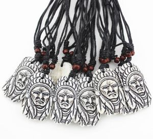 Moda jóias lote inteiro 12 peças imitação de osso escultura tribal chefe indiano pingentes colar com corda ajustável drop shippin1592787
