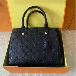 2023 Top Leather Handbags 여성 Corssbody Messenger Bags Purse Tote Satchel 엠보싱 빈티지 디자이너 어깨 가방 레이디 핸드백 255K