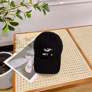 Luxurys designer brev djur baseball cap sport hatt unisex mode casual design blommig hatt broderi solskydd söt flicka bra